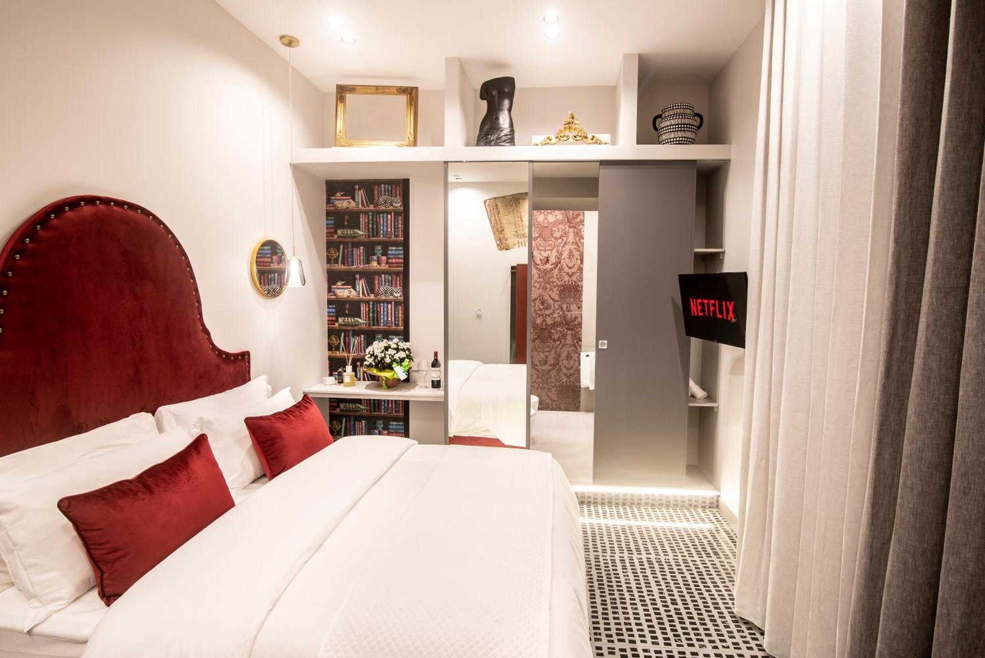 Three Rooms Toledo Naples Exterior photo