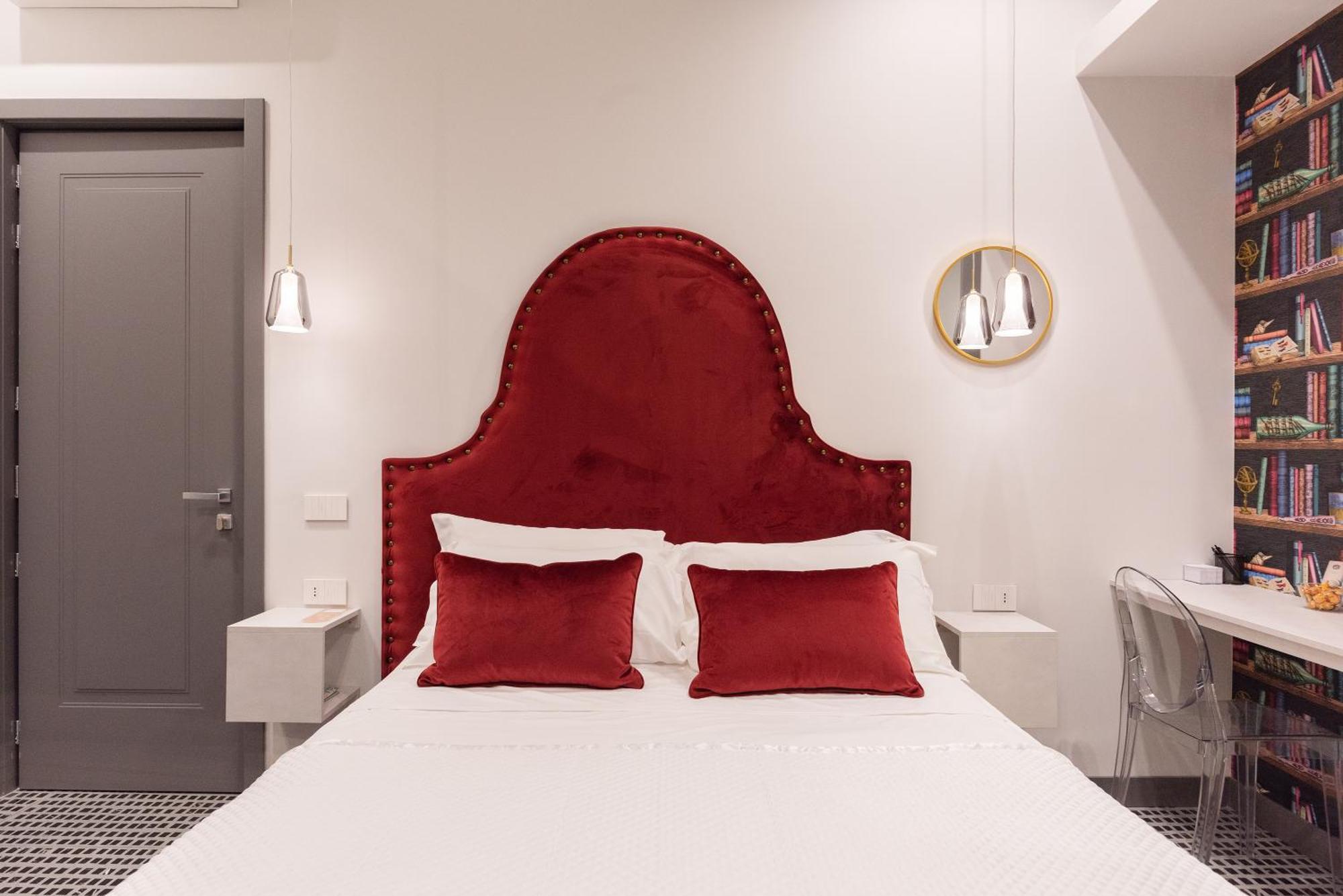 Three Rooms Toledo Naples Exterior photo
