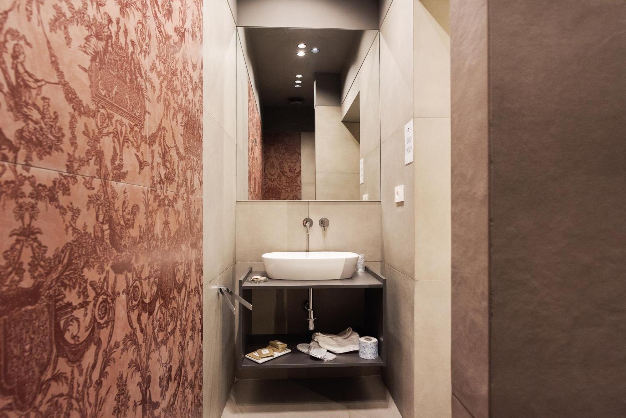 Three Rooms Toledo Naples Exterior photo